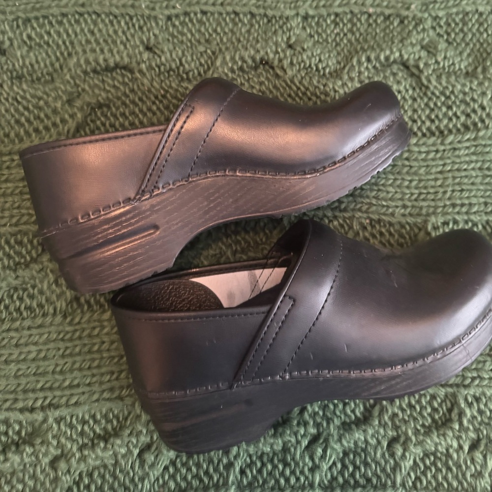 Dansko size 38 - Picture 2 of 3